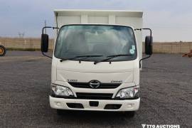 Toyota, 2021, 4x2 Drive, Tipper Truck, Used, 2021