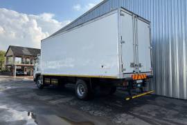 Isuzu, FTR850, 8 Ton, Refrigerated Truck, Used