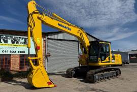 Komatsu, PC220, Excavator, Used, 2022