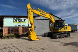 Komatsu, PC220, Excavator, Used, 2022