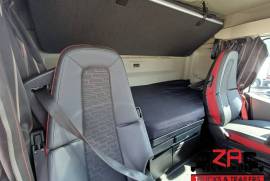 Volvo, FH440 LOW ROOF [#11061], 6x4 Drive, Truck Tractor, Used, 2021