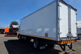Isuzu, FTR 850, 4x2 Drive, Refrigerated Truck, Used, 2018