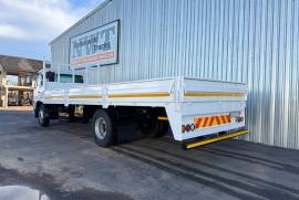 Nissan, UD80, 8 Ton, Dropside Truck, Used, 2015