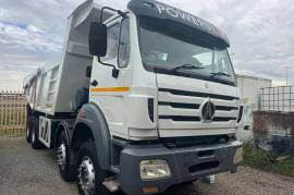 Powerstar, 40-35 18 Cube Twin Steer, 8x4 Drive, Tipper Truck, Used, 2016