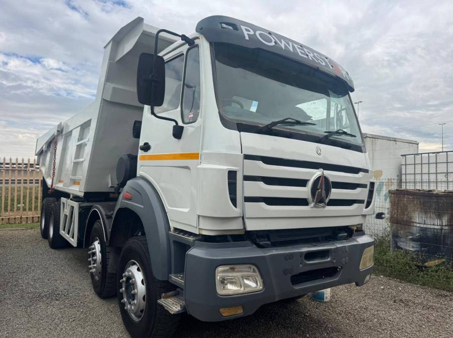 Powerstar, 40-35 18 Cube Twin Steer, 8x4 Drive, Tipper Truck, Used, 2016