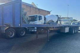 Paramount, 14 m Semi, Tri-Axle Trailer, Used, 2024