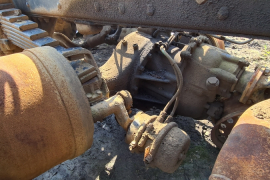 Truck Parts, UD, 440 / QUAN / 350 / 390, Axels, Used, 2010