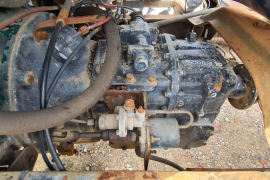 Truck Parts, Nissan, CM16 - Gearbox & Diff, Gearbox, Used, 1996