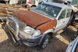 Truck Parts, Toyota, Stripping For Parts - 4x4 Diesel, Stripping for Parts, Used, 2004