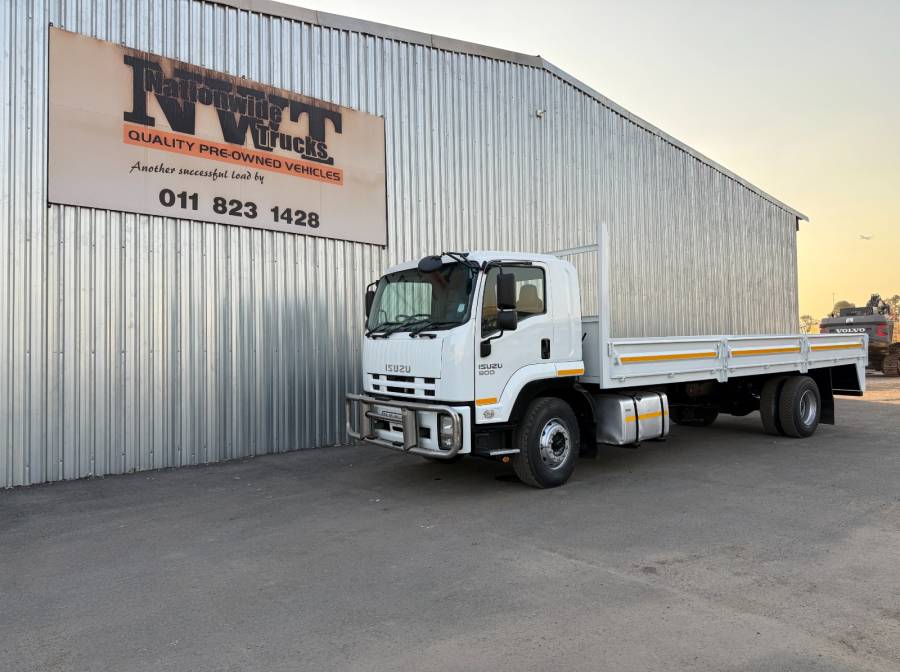 Isuzu, FVR900, 8 Ton, Dropside Truck, Used, 2015