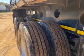Afrit, Tautliner Trailer, Used, 2002