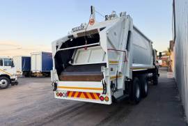 Isuzu, FXZ 28-360, 6x4 Drive, Waste Compactor Truck, Used, 2021