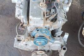 Truck Parts, Mitsubishi, Engine, Used