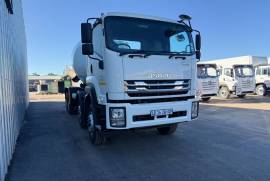 Isuzu, 33-360, 8x4 Drive, Concrete Mixer Truck, Used, 2023