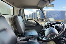 Hino, 300 815, 4 Ton, Tautliner Truck, Used, 2018
