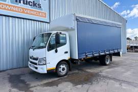 Hino, 300 815, 4 Ton, Tautliner Truck, Used, 2018