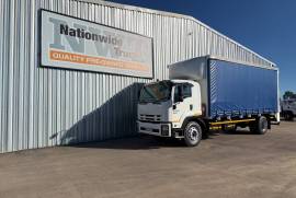 Isuzu, FTR850, 8 Ton, Tautliner Truck, Used, 2015