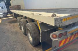 Afrit, 13-2m Tri-Axle , Flat Deck Trailer, Used, 2015