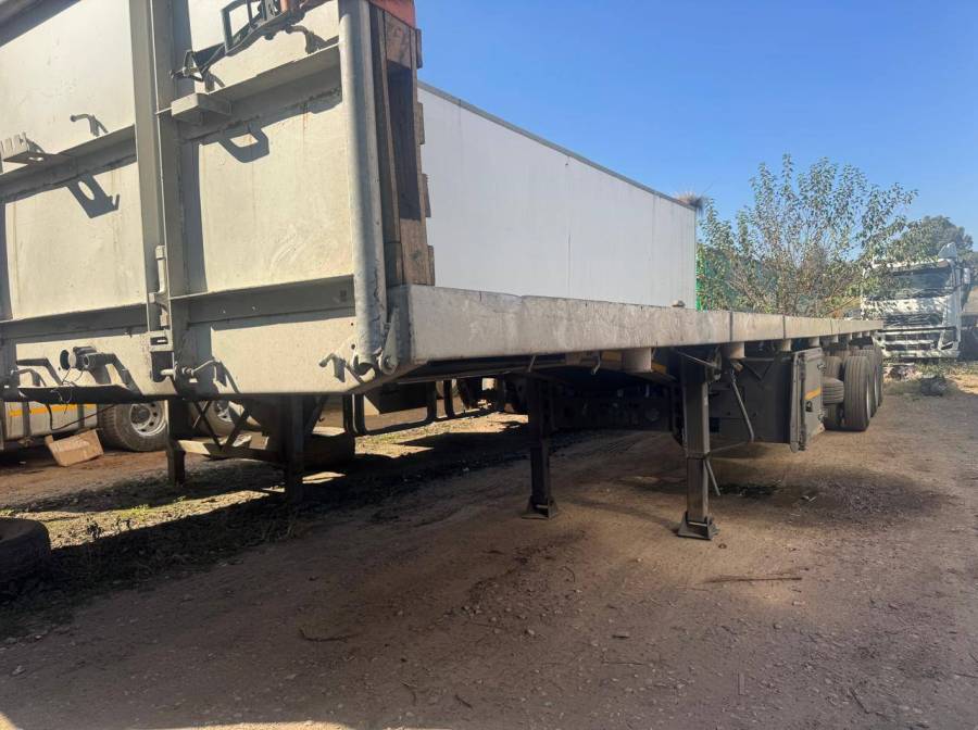 Afrit, 13-2m Tri-Axle , Flat Deck Trailer, Used, 2015