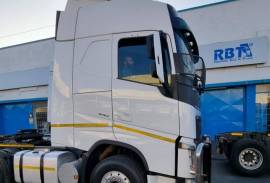 Volvo, 440, 6x4 Drive, Truck Tractor, Used, 2018