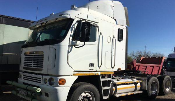 Freightliner, Freightliner ARGOSY 90 Cummins ISX 500, 6x4 Drive, Truck Tractor, Used, 2011