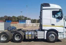 Mercedes Benz, ACTROS 2645LS/33 PURE, 6x4 Drive, Truck Tractor, Used, 2019
