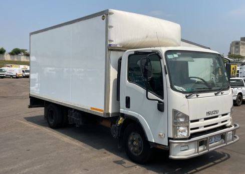 Isuzu, NPR 400 AMT Van Body, 4x2 Drive, Volume Van Truck, Used, 2018