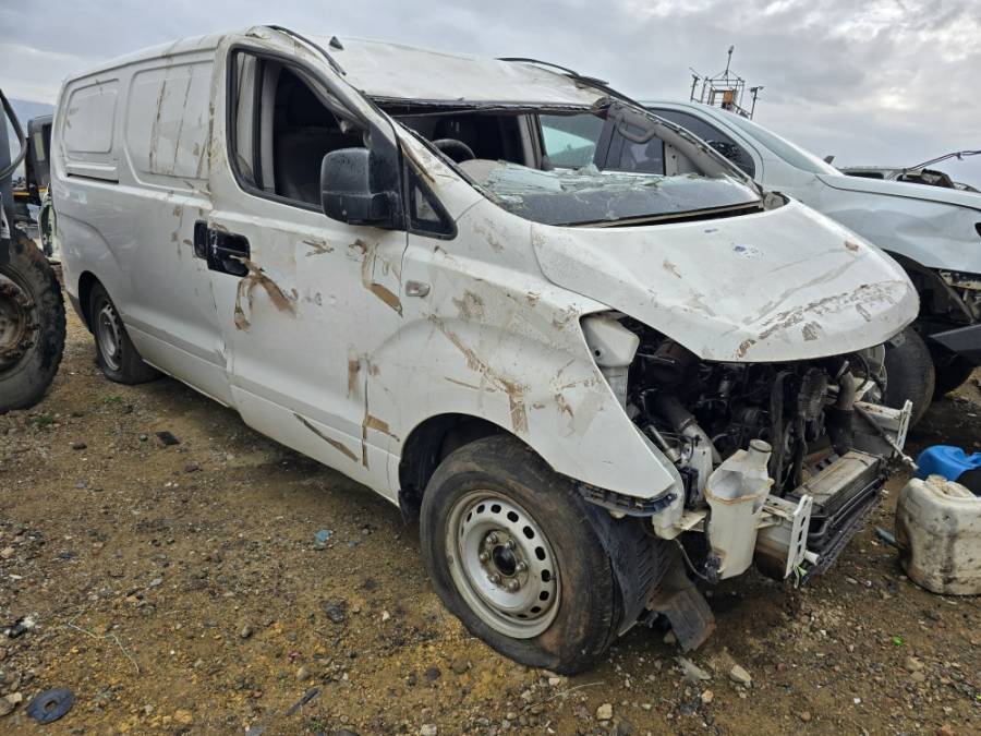 Truck Parts, Hyundai, H1 Station Wagon , Stripping for Parts, Used, 2012