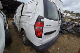 Truck Parts, Hyundai, H1 Station Wagon , Stripping for Parts, Used, 2012