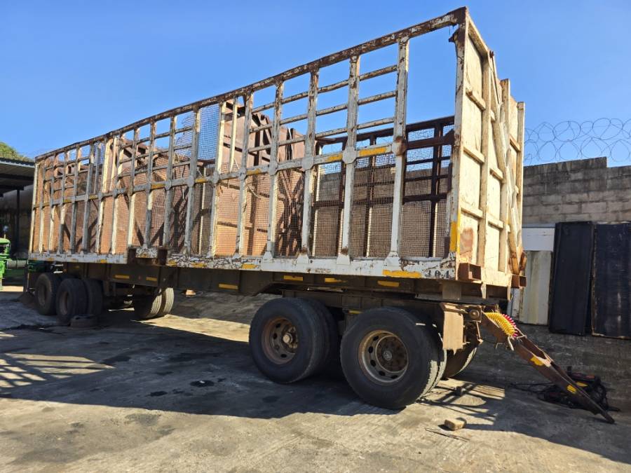 Other, STAKO - 4 Axle - Side Spiller , Sugar Cane Trailer , Used, 2010