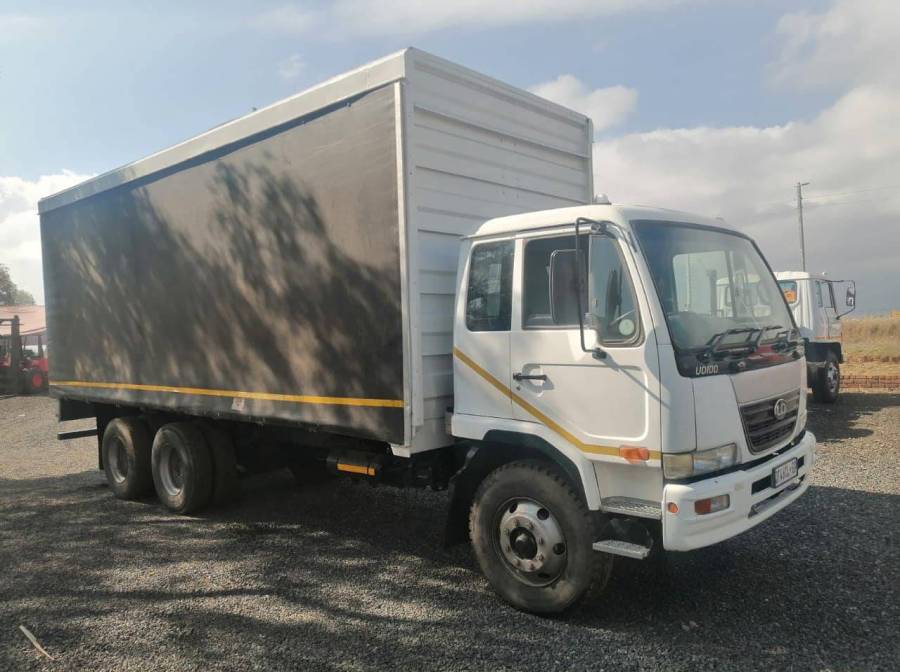 Nissan, UD100, Rigid, Tautliner Truck, Used, 2013