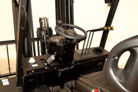 Revaro, Forklift, New