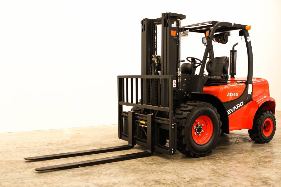 Revaro, Forklift, New
