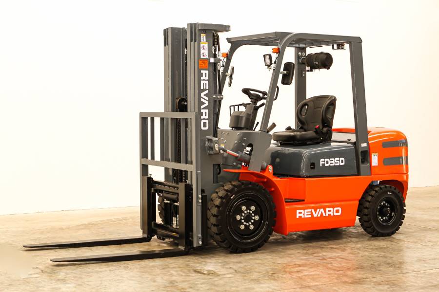 Revaro, Forklift, New