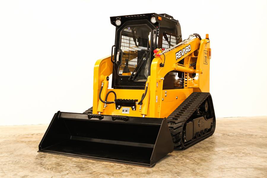 Revaro, Skid Steer, New