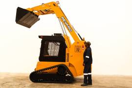 Revaro, Skid Steer, New