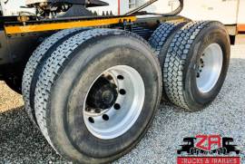 UD, QUESTER GWE 440, 6x4 Drive, Truck Tractor, Used, 2019
