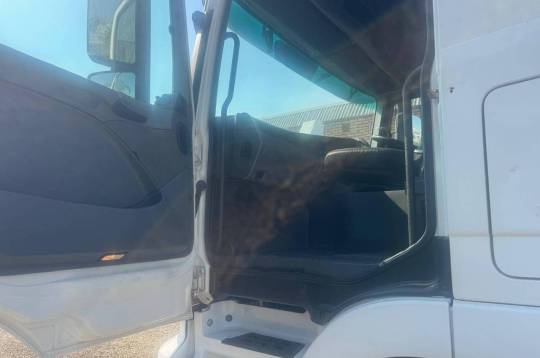 Mercedes Benz Actros 26-46 Double Diff 6x4 Drive Truck Tractor for sale ...