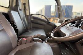 Isuzu, NPR400, 4 Ton, Volume Van Truck, Used, 2021