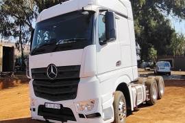 Mercedes Benz, 2645, 6x4 Drive, Truck Tractor, Used, 2019
