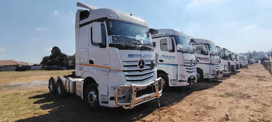 Mercedes Benz, 2652, 6x4 Drive, Truck Tractor, Used, 2020