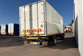 Isuzu, FTR850, 8 Ton, Volume Van Truck, Used, 2021