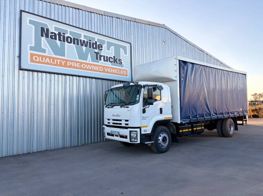 Isuzu, FTR850, 8 Ton, Tautliner Truck, Used, 2021