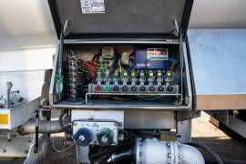 Tank Clinic, 49 000Lt Tri-Axle Metered Fuel Tanker Trailer, Fuel Tanker , Used, 2014