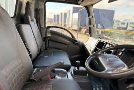 Isuzu, NPR400, 4 Ton, Tautliner Truck, Used, 2017