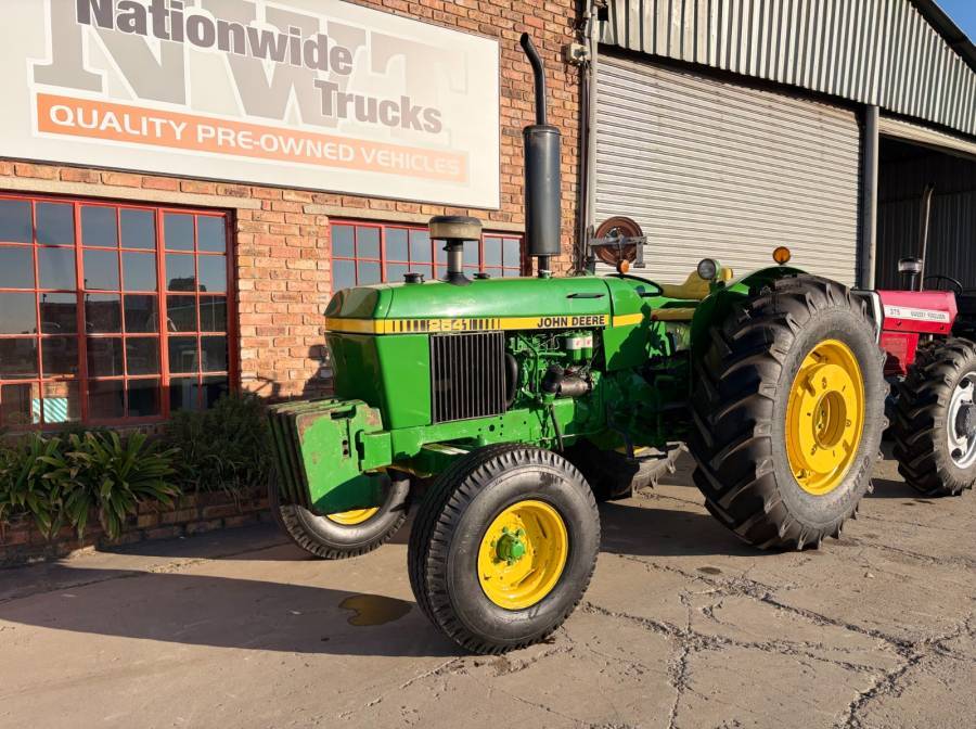John Deere, 2541, Tractor, Used
