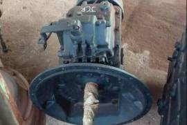 Truck Parts, Isuzu, JCR, Gearbox, Used