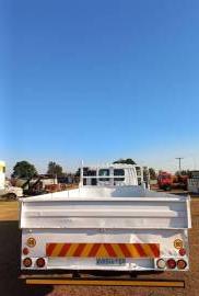 Isuzu, Ftr 700, 4x2 Drive, Dropside Truck, Used, 2005