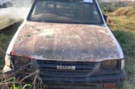 Truck Parts, Isuzu, KB250, Stripping for Parts, Used, 2003