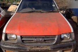Truck Parts, Isuzu, KB250, Stripping for Parts, Used, 2003